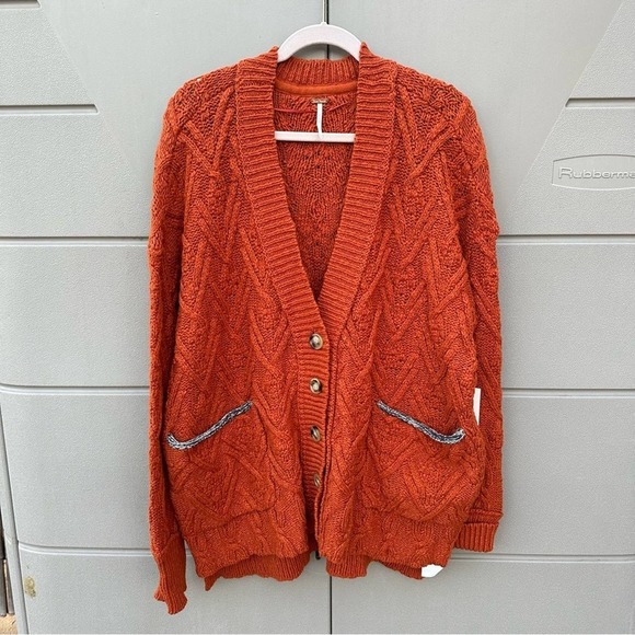 Free People Montana Cable Knit button front w/ pockets burnt orange Cardigan szS - Picture 4 of 14